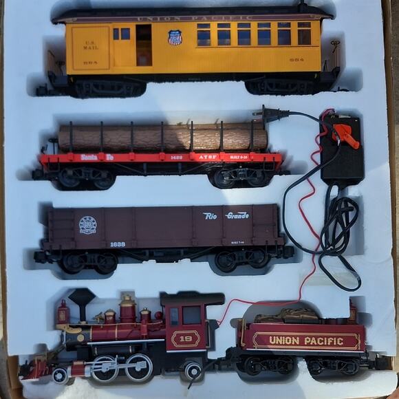 Bachmann Prairie Flyer Train Set - Picture 7 of 15